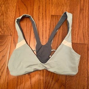 Blue l*space bikini top. Only worn once!!
